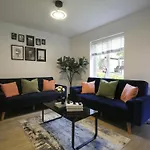 Luxury 2Bdr - Free Parking Rg1