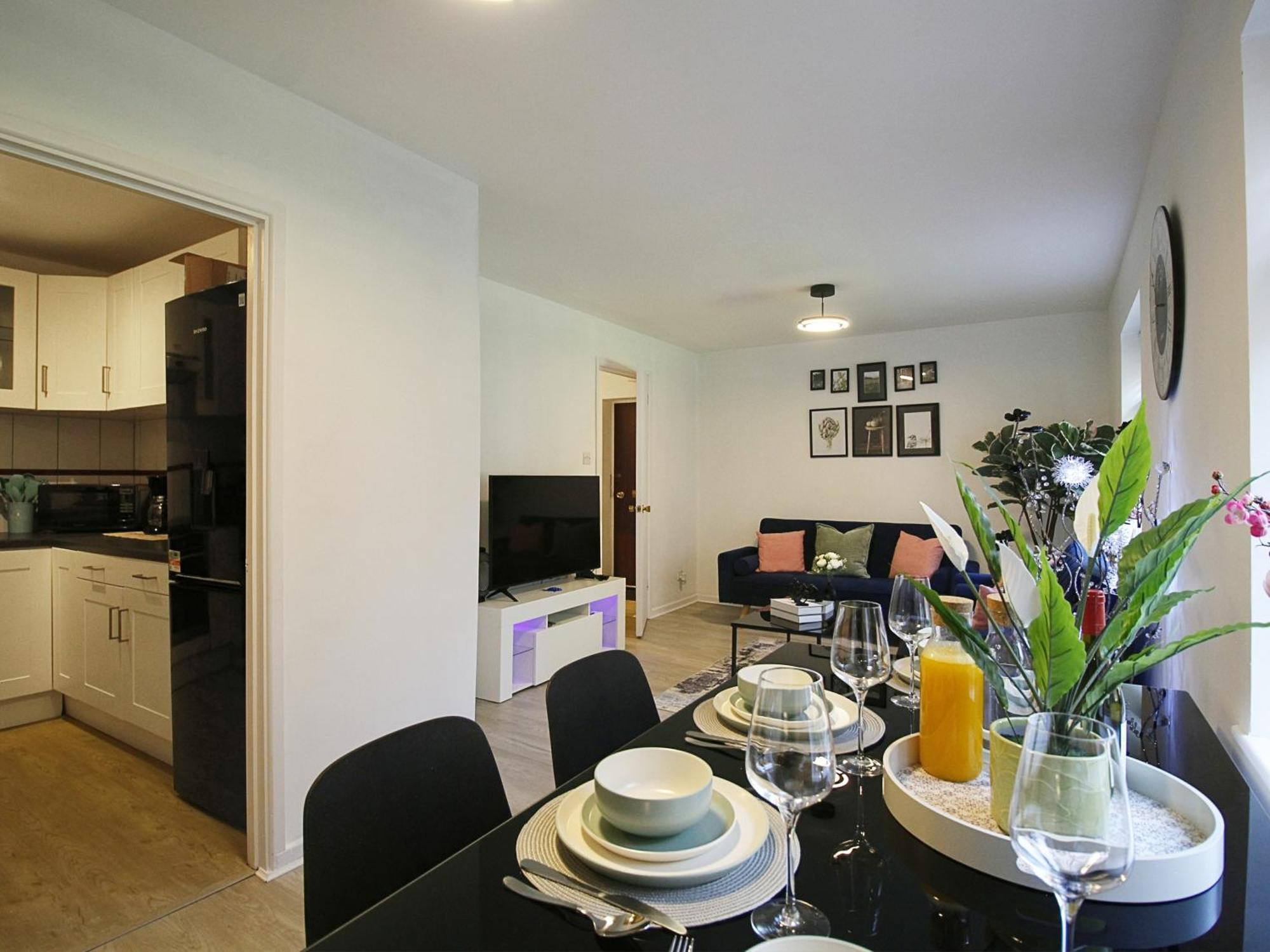 Apartment Luxury 2bdr - Free Parking Rg1 *